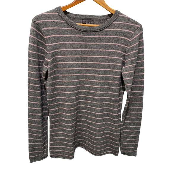 Bitten by Sarah Jessica Parker Sweaters - BITTEN WOOL CASHMERE BLEND GRAY LS SWEATER WITH LIGHT  PINK STRIPES SIZE LARGE